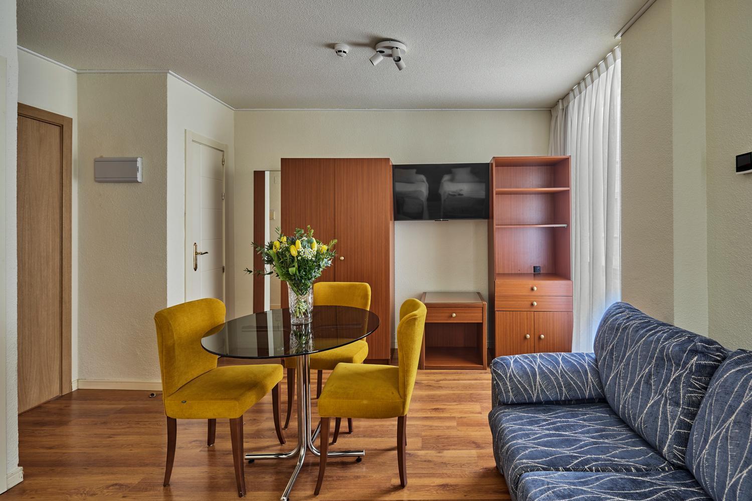 Standard Studio,1618267845:JPEG